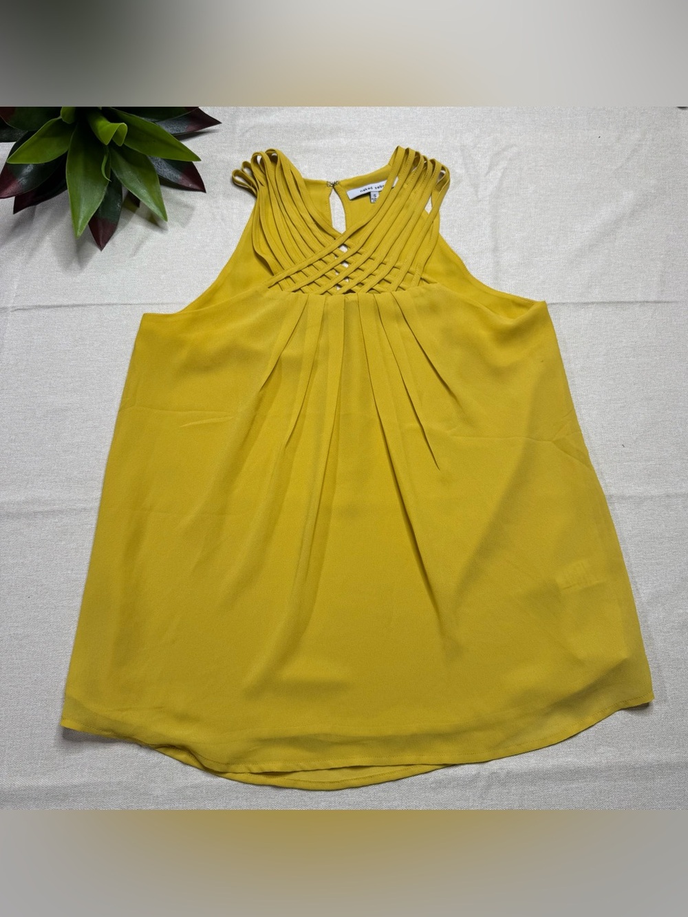 Naked Zebra Yellow Strappy Halter Blouse Keyhole Back Tank Top S - Picture 2 of 10